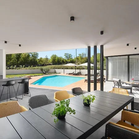 Luxury H2, Total Peace, Quiet And Privacy
