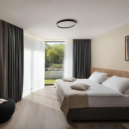 Luxury H2, Total Peace, Quiet And Privacy