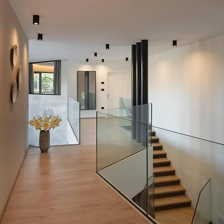 Luxury H2, Total Peace, Quiet And Privacy * Stalije