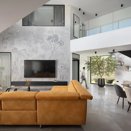 Villa Luxury H2, Total Peace, Quiet And Privacy *