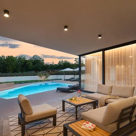 Luxury H2, Total Peace, Quiet And Privacy Villa Stalije